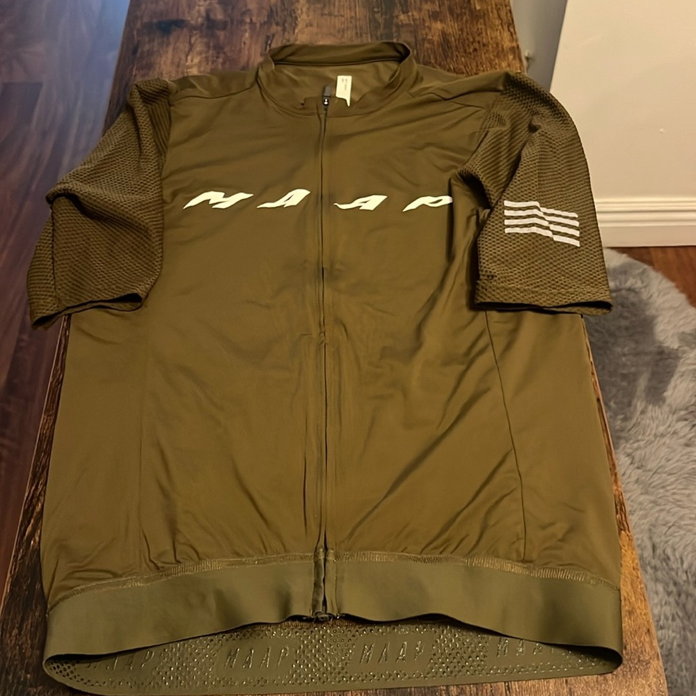 MAAP profit Jersey like new large